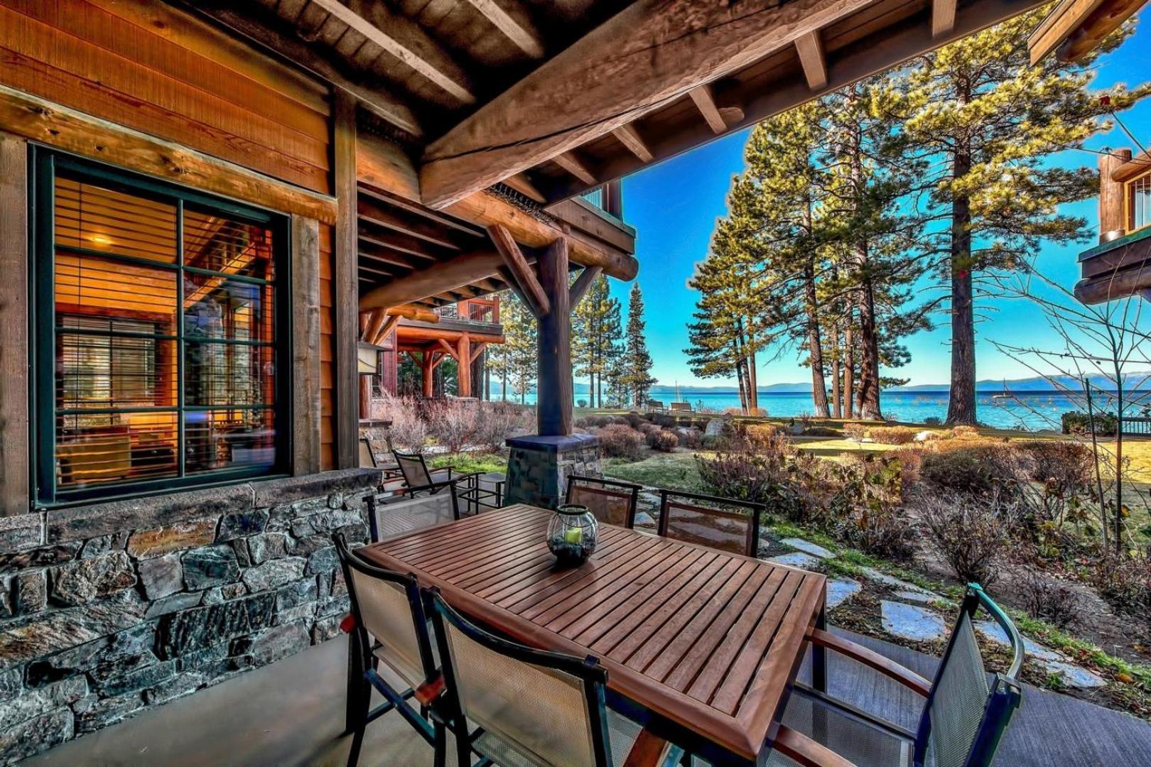 The Peak Matterhorn 9 - The Ultimate In Lakefront Luxury Apartment