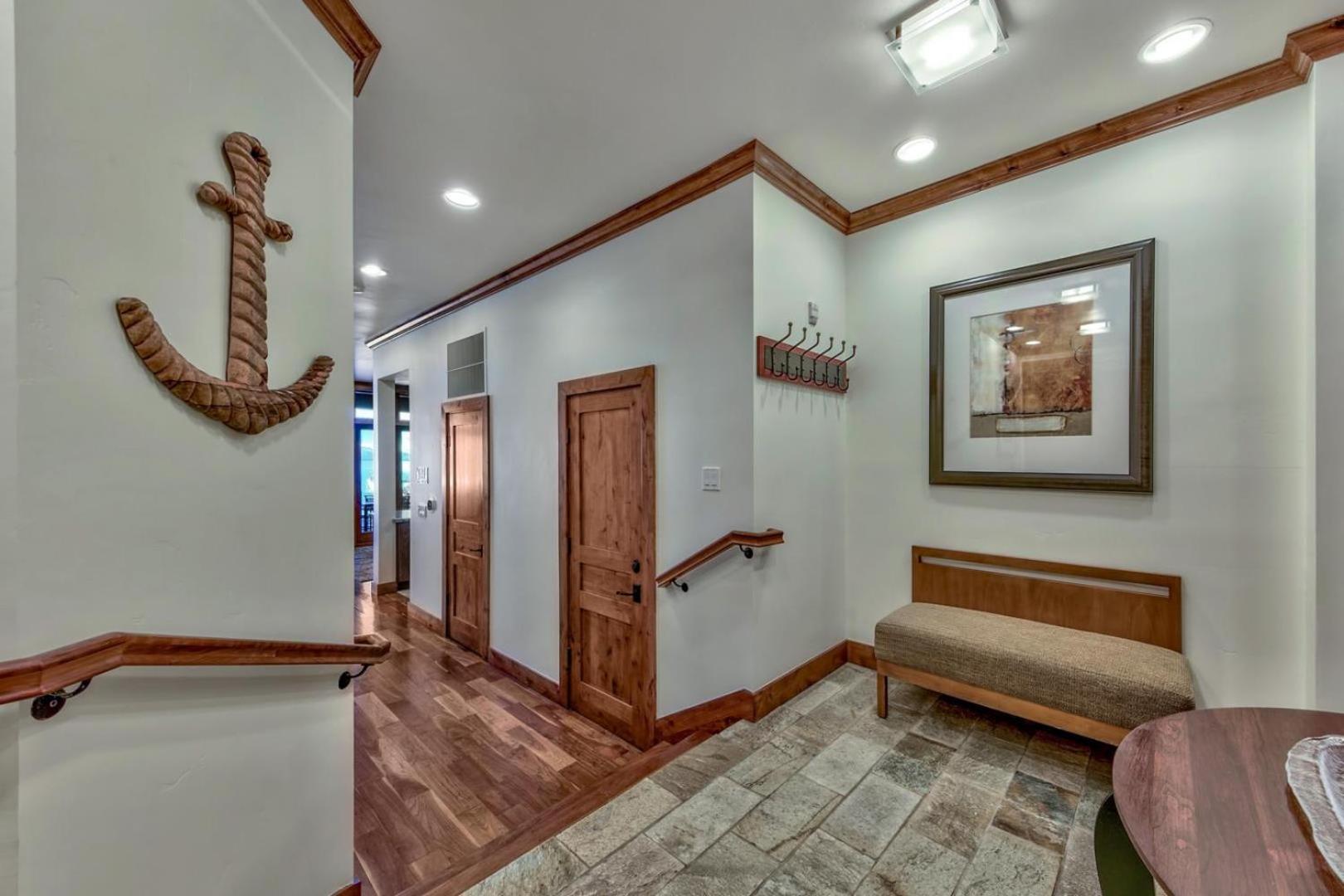 Apartment The Peak Matterhorn 9 - The Ultimate In Lakefront Luxury South Lake Tahoe