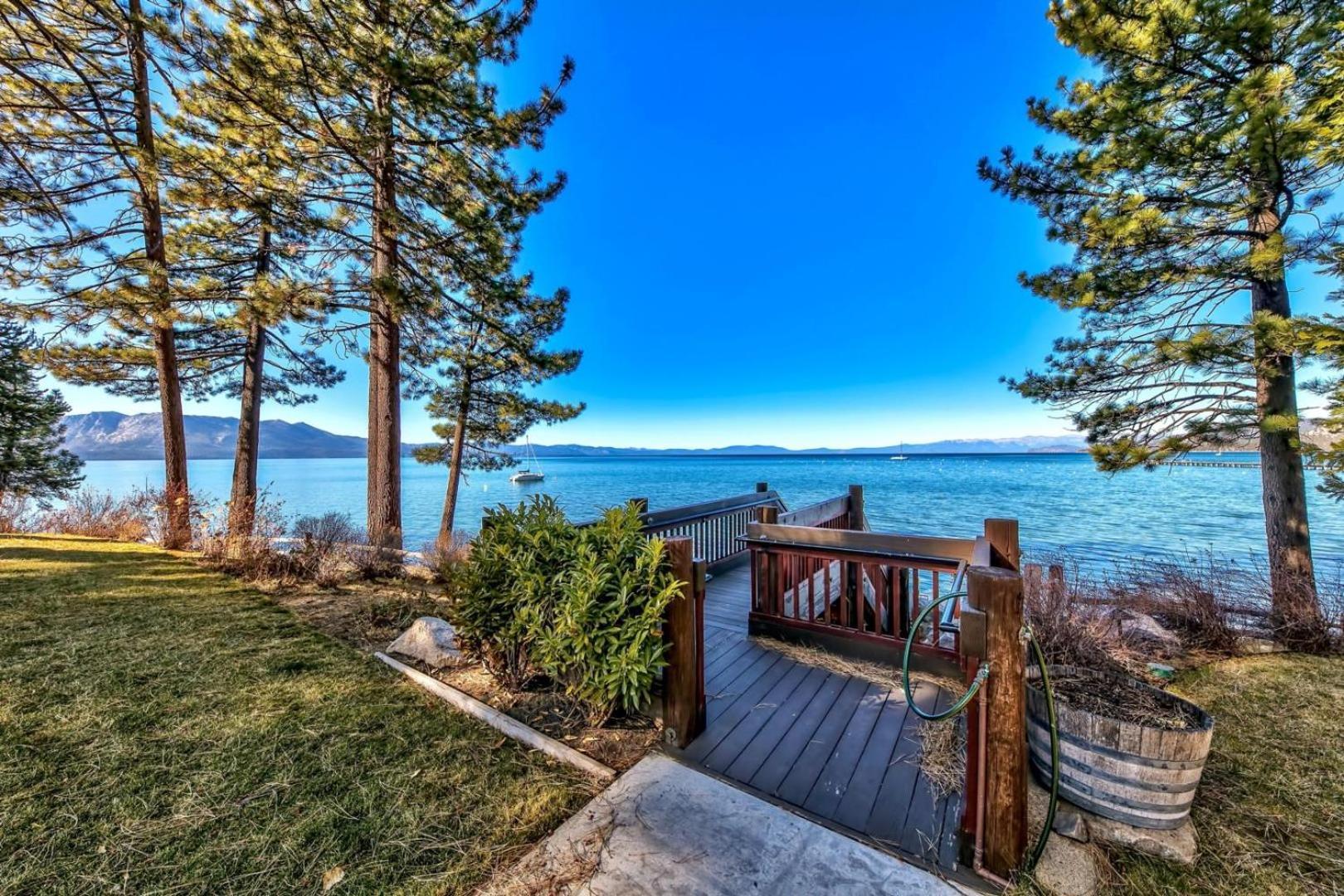 Apartment The Peak Matterhorn 9 - The Ultimate In Lakefront Luxury