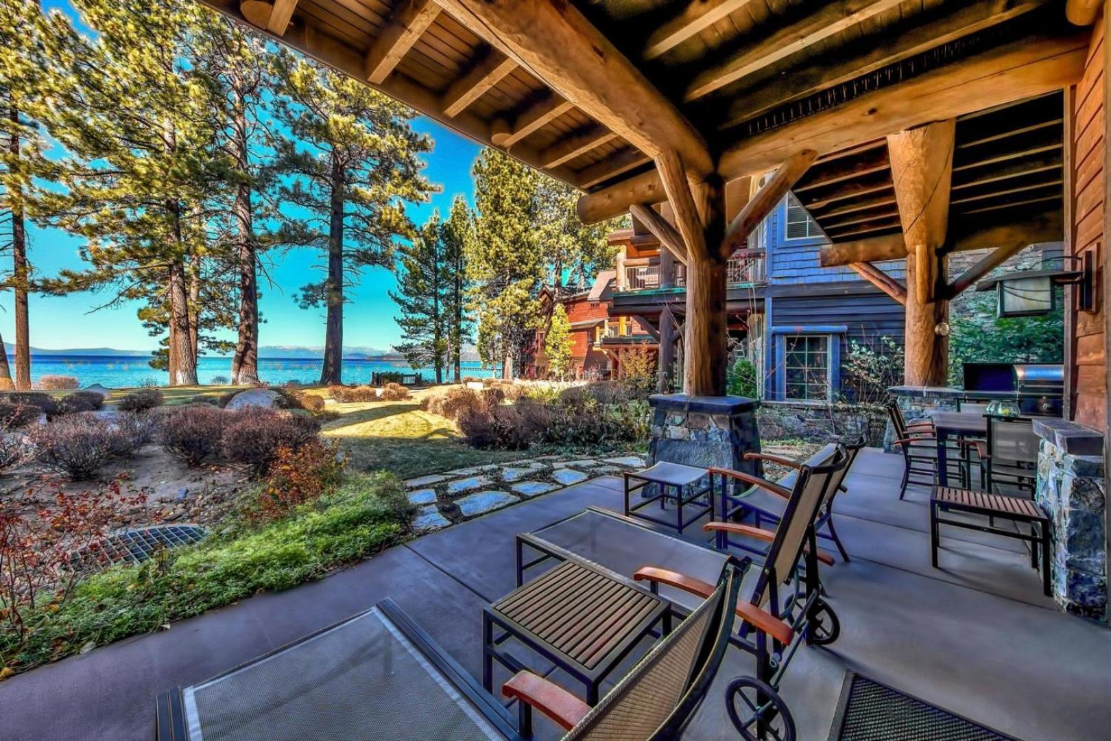 The Peak Matterhorn 9 - The Ultimate In Lakefront Luxury Apartment *
